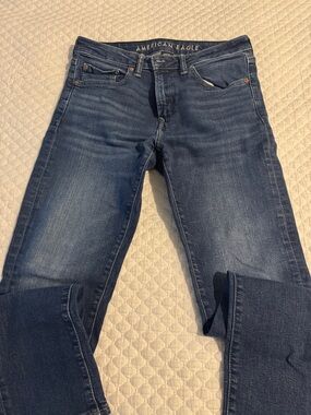 American Eagle Outfitters Men’s Slim Straight Denim Jeans in Dark Blue